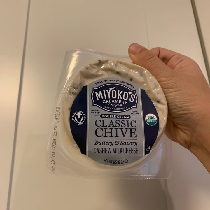 photo of Miyoko's Creamery Double Cream Classic Chive Cashew Milk Cheese shared by @watermelon109 on  20 Dec 2020 - review