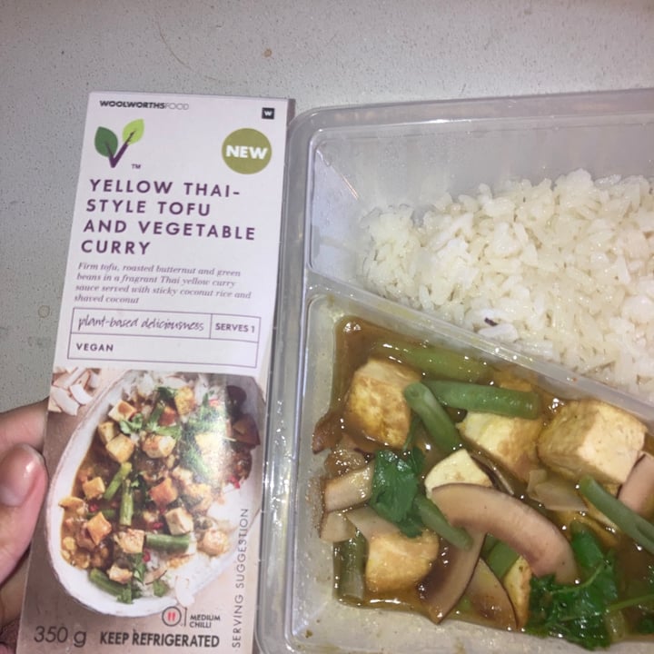 review photo of Woolworths Food Yellow Thai-style Tofu and Vegetable Curry shared by @elenebehrens on 27 Jul 2021 - review
