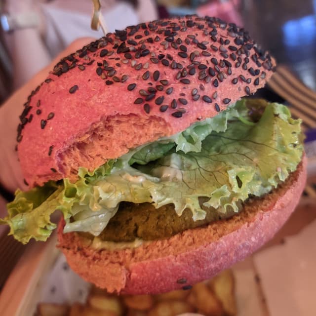 Foto do prato “Coccinella burger”