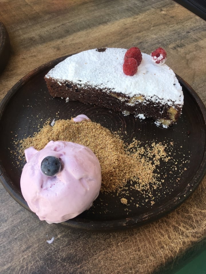 photo of Violeta Restaurant Brownie con Helado shared by @lanutricami on  05 Feb 2020 - review