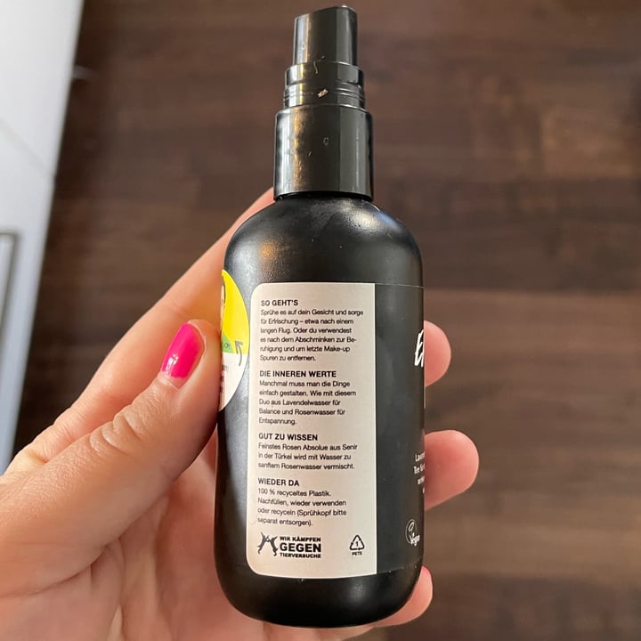 photo of LUSH Fresh Handmade Cosmetics Eau Roma Water shared by @anneeinhorn on  27 May 2022 - review