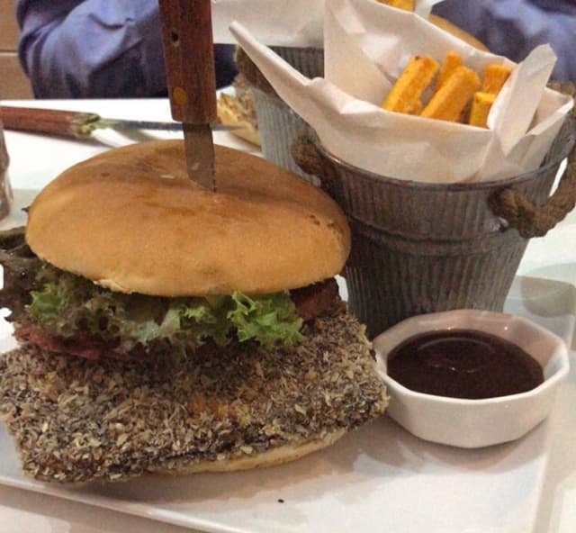 Photo of the dish “Hamburguesa de tofu”
