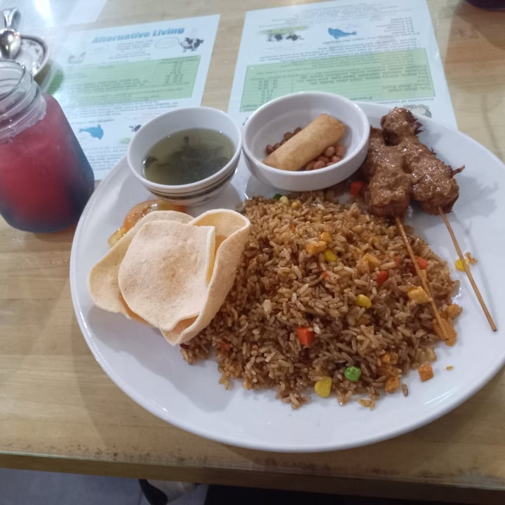 photo of Loving Hut Kampong Fried Rice shared by @relentlez on  28 Mar 2022 - review