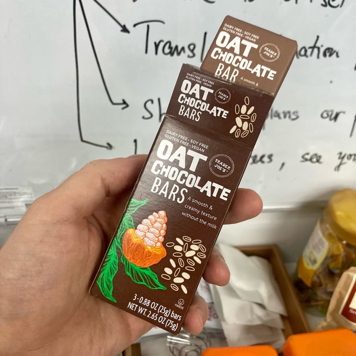 photo of Trader Joe's Oat Chocolate Bars shared by @unclenorton on  01 Dec 2022 - review