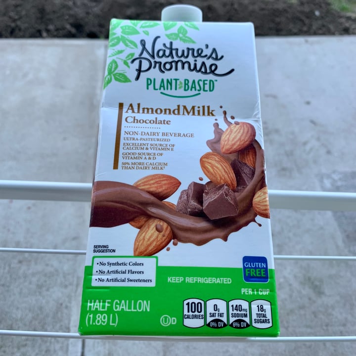 photo of Nature's Promise Almond Milk Chocolate shared by @soki on  25 May 2022 - review