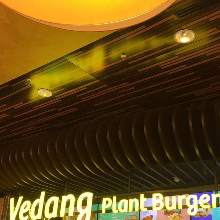 photo of Vedang @ Mall of Berlin Babycue Burger shared by @nochmalbitte on  26 Mar 2022 - review
