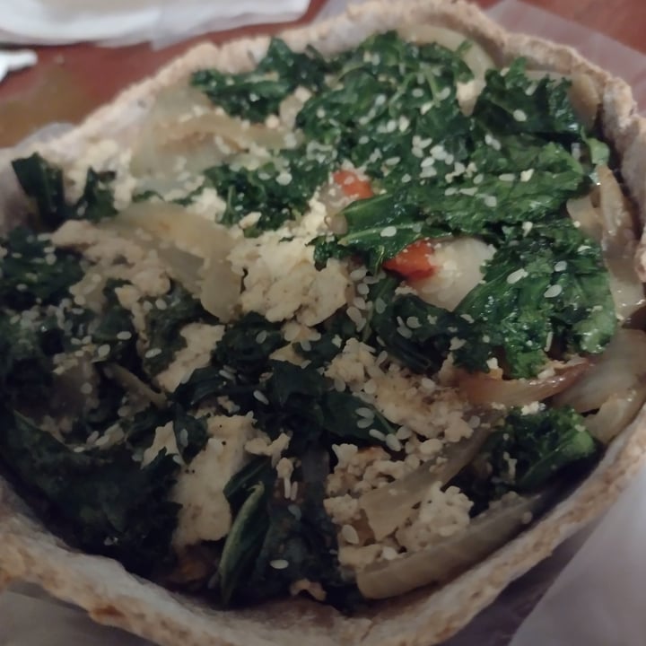 review photo of Un Gusto Superior Tarta De Kale Y Tofu Con Semillas De Sésamo shared by @jazminnnn on 26 Oct 2021 - review