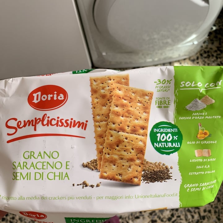 review photo of Doria Semplicissimi Grano Saraceno E Semi Di Chia shared by @rebeccareas on 12 May 2021 - review