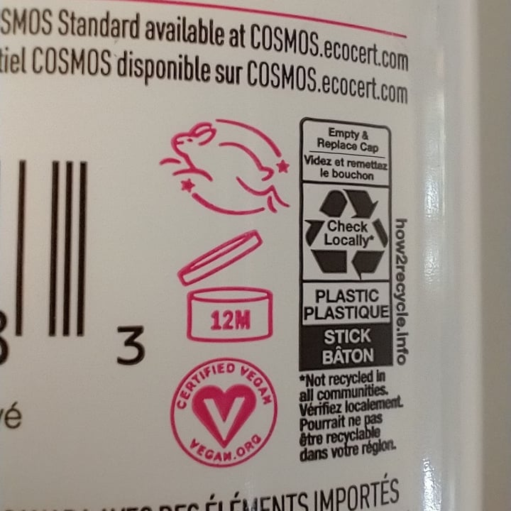 review photo of Schmidt's Rose + Vanilla Deodorant stick shared by @daniellehart on 18 Sep 2022 - review