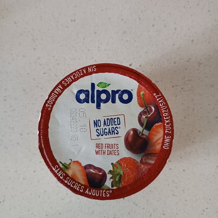 photo of Alpro yogurt red fruits with dates shared by @giorgiagasparotto on  22 Sep 2022 - review