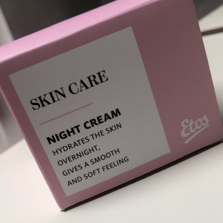 photo of Etos Skin Care Day Cream shared by @sylviavankampen on  27 Mar 2021 - review