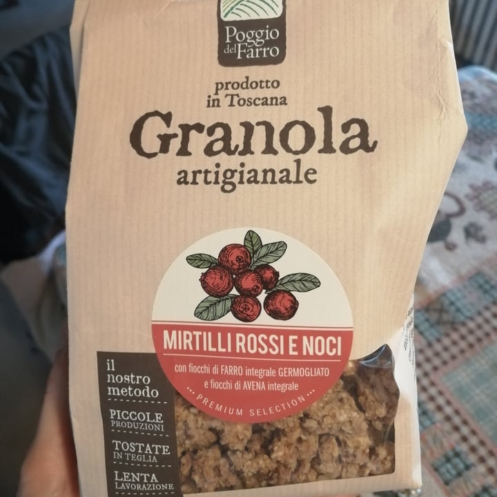 review photo of Poggio del farro Granola con mirtilli rossi e noci shared by @mimma on 10 Mar 2022 - review