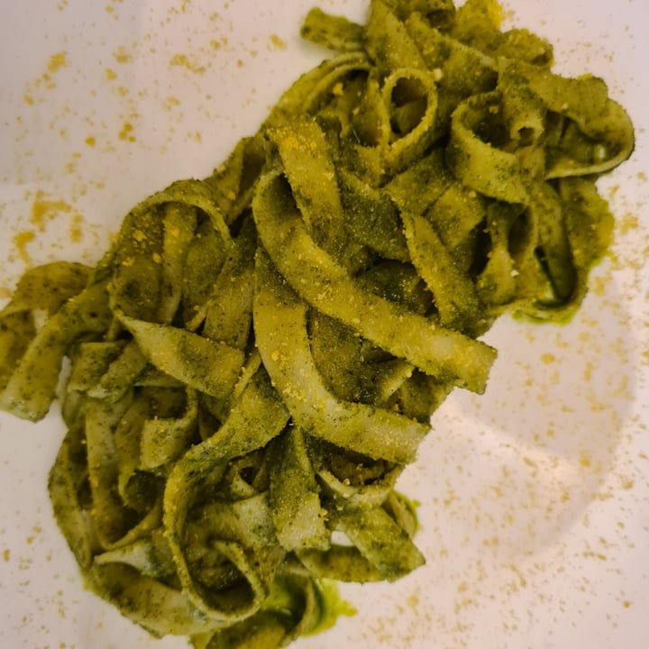 photo of Life Bistrot - Plant Based Restaurant - Archaeological Site Tagliatelle di grano antico, pesto di basilico e crumble shared by @yuribruce on  16 Oct 2022 - review
