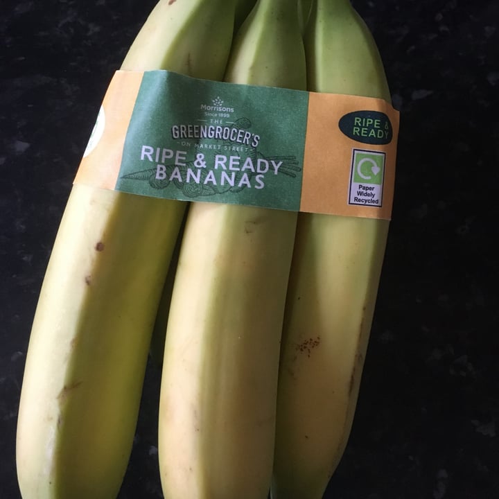 photo of Morrisons bananas shared by @valedv on  05 Oct 2022 - review