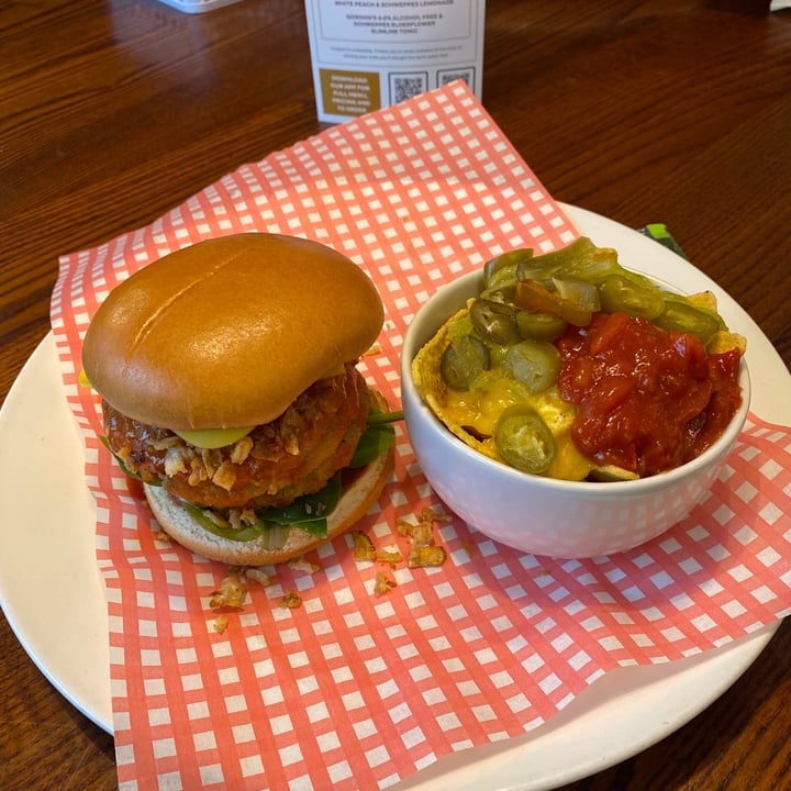 photo of Weatherspoons Pubs Vegan Burger & Nachos shared by @pmce on  06 Aug 2021 - review