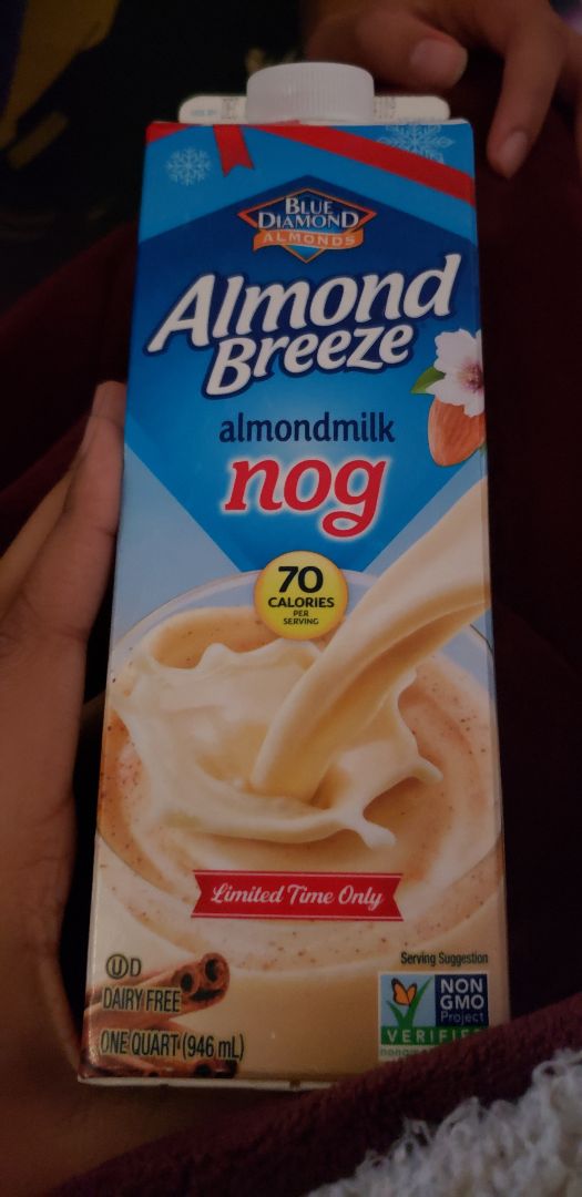 review photo of Blue Diamond Almondmilk Nog shared by @ellainchanted on 21 Nov 2019 - review