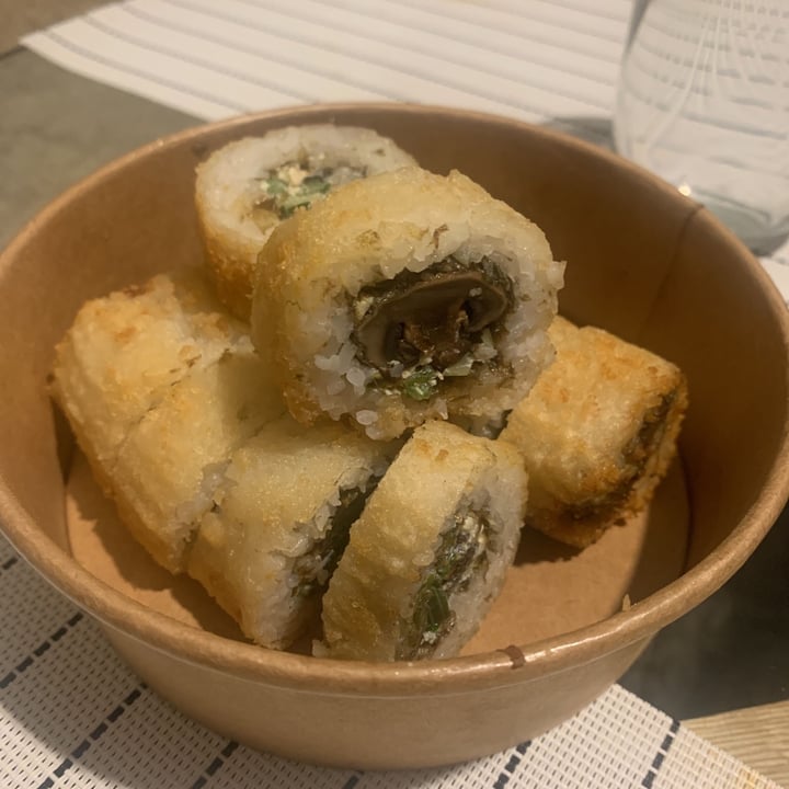 photo of Yasai Vegan Sushi Champi Furay shared by @emo90 on  23 Jan 2021 - review