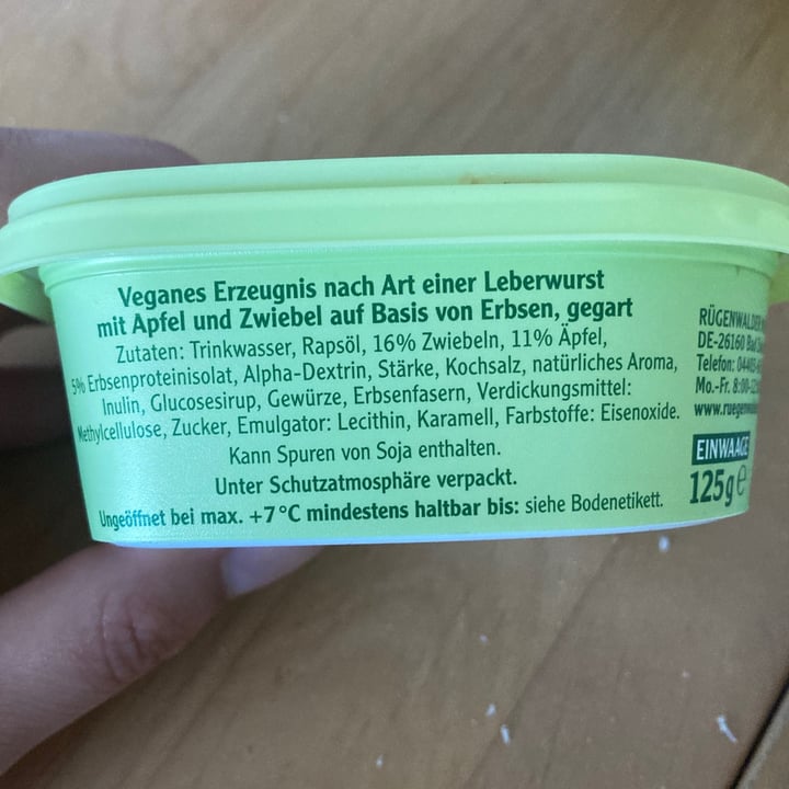 photo of Rügenwalder Mühle Vegane Pommersche Apfel und Zwiebel shared by @tinepepino on  23 Aug 2021 - review