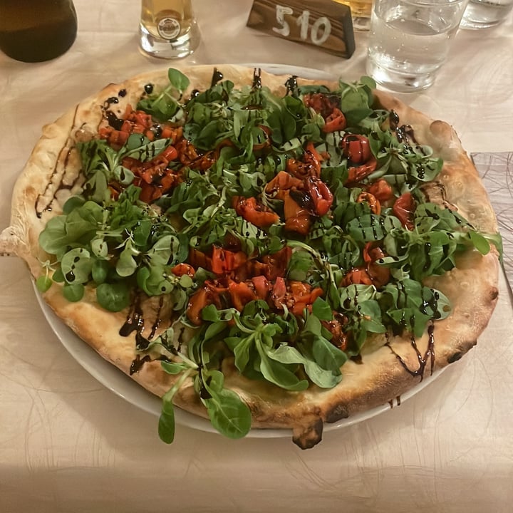 photo of Taverna Da Bruno Pizza poesia vegana shared by @valerio2791 on  08 Sep 2022 - review
