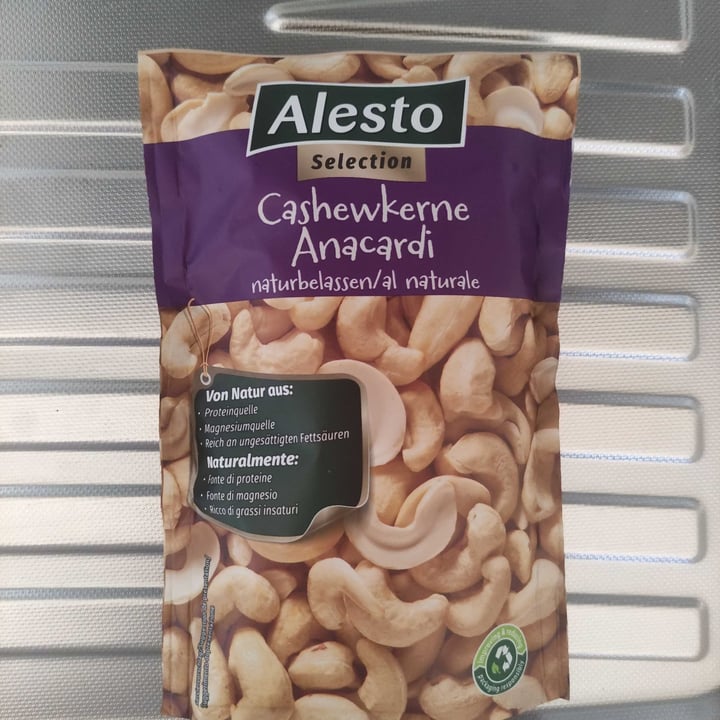 review photo of Alesto Selection Anacardi shared by @lalli98 on 12 Aug 2022 - review
