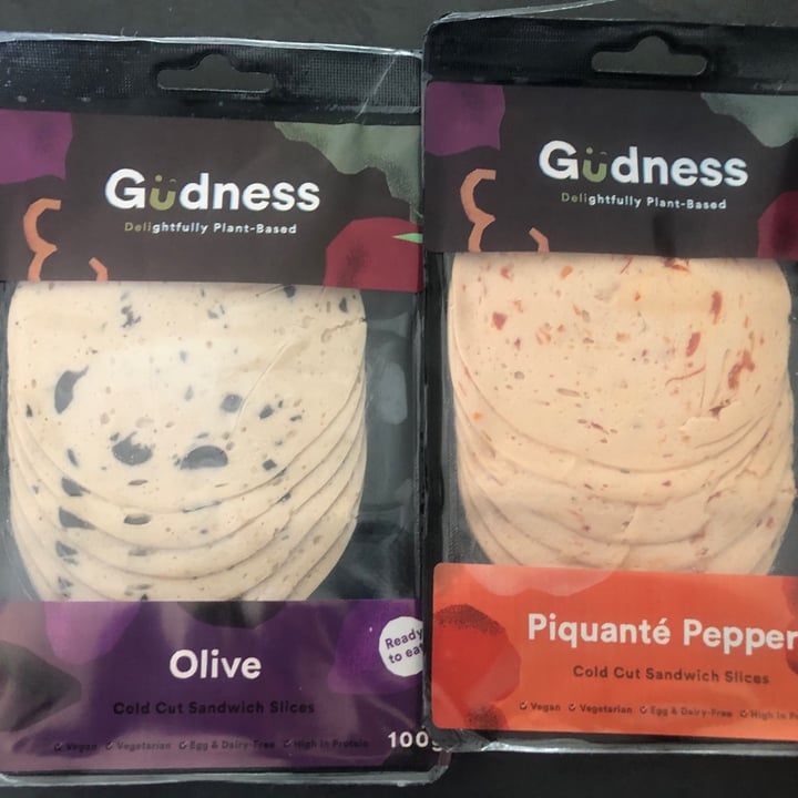 photo of Gudness Plant-Based Deli Gudness Picante Peppers Cold Cut Sandwich Slices shared by @vegansocietynamibia on  07 Jun 2022 - review