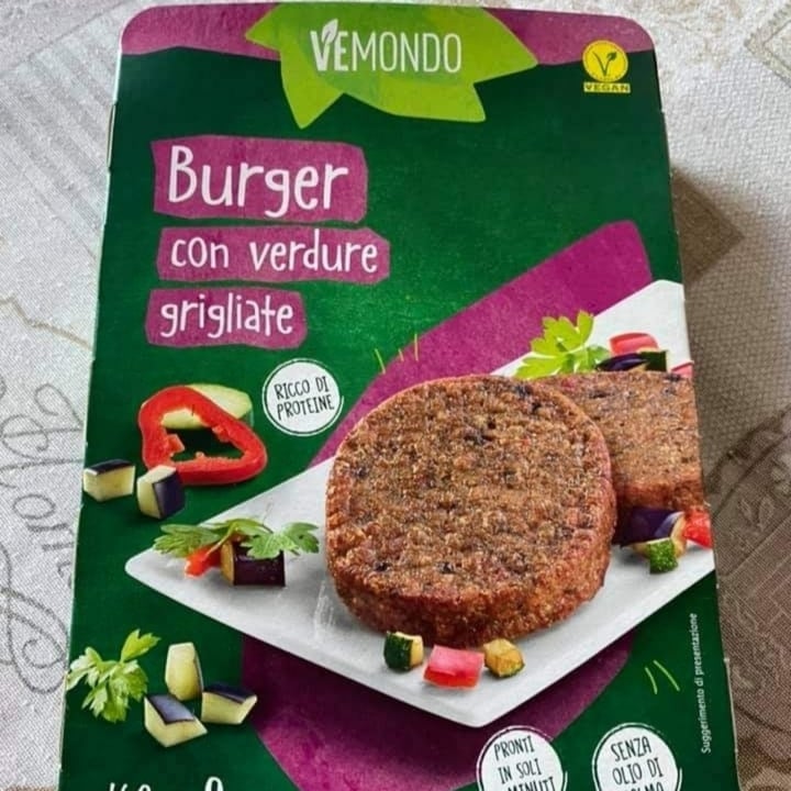 photo of Vemondo Burger con Verdure Grigliate shared by @martasillani on  24 Apr 2021 - review