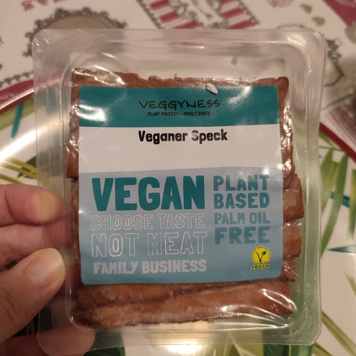 photo of Veggyness Veganer Speck shared by @iaia82 on  12 Dec 2021 - review