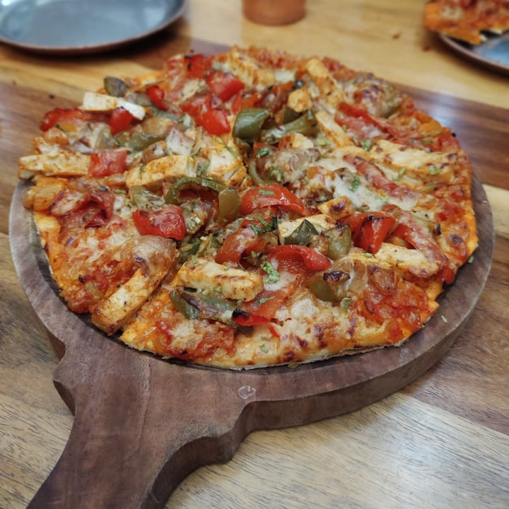 photo of Go Native Lavelle Road Tofu Jalfrezi Pizza shared by @lol1409 on  13 May 2022 - review