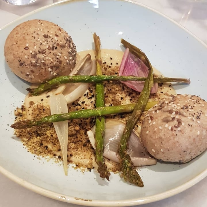 review photo of Erpingham house Roast Shallot & Garlic Hummus shared by @stephenvegan on 19 Sep 2021 - review