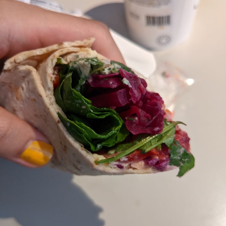 photo of Pret A Manger Humous & Chipotle Wrap shared by @katchan on  22 May 2022 - review