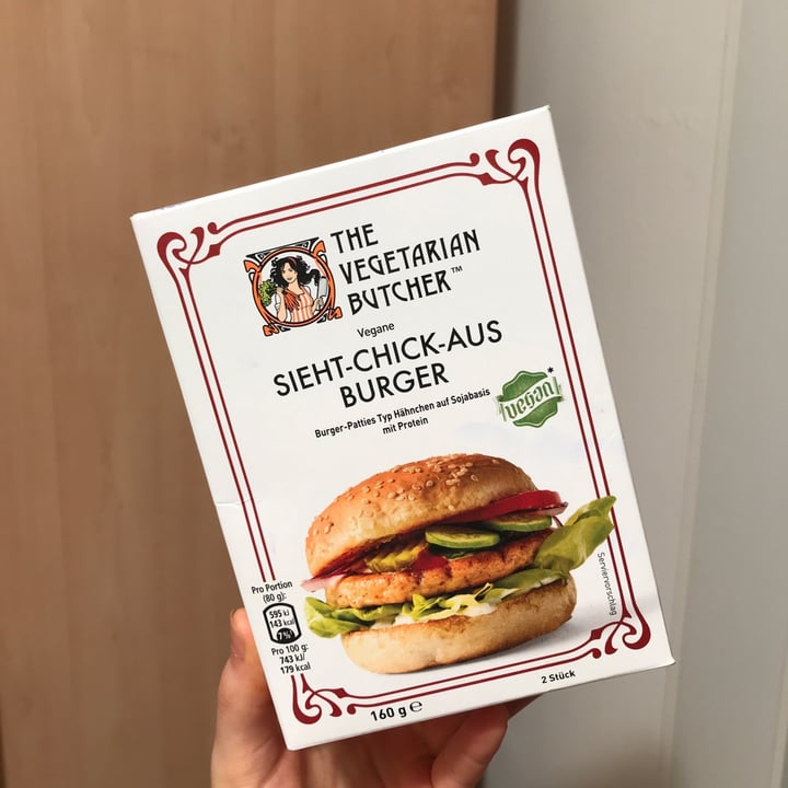 photo of The Vegetarian Butcher Chickened Out Burger shared by @addictedtopeas on  13 Sep 2021 - review