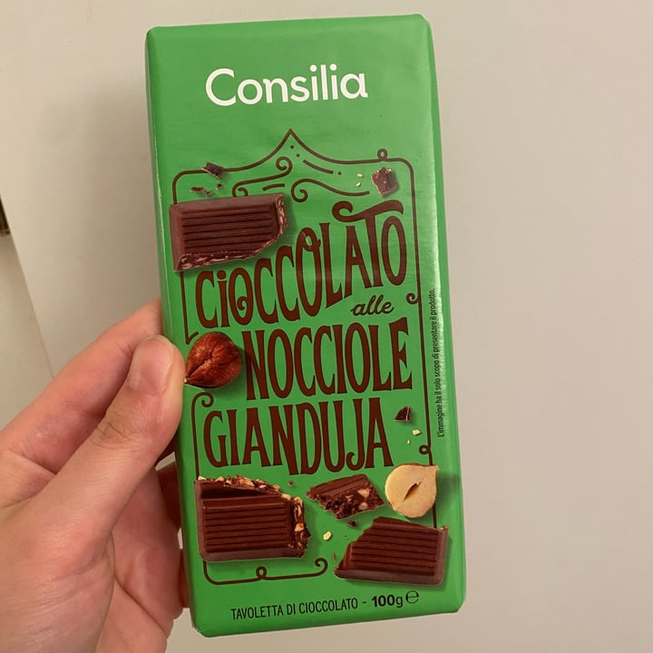 photo of Consilia Cioccolato Alle Nocciole Gianduja shared by @smaltorosso on  23 Jun 2022 - review