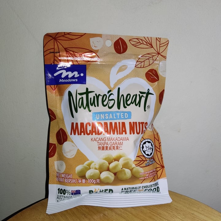 review photo of Meadows Unsalted Macadamia Nuts shared by @meganyeap on 04 Apr 2022 - review