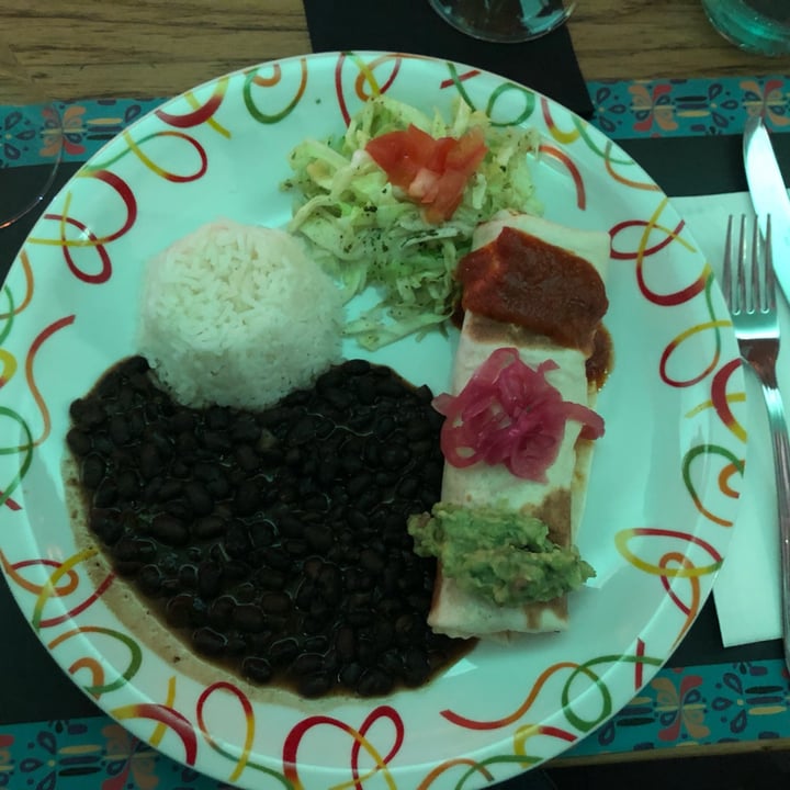photo of Maria Bonita - Comida Mexicana Burrito Vegano shared by @zoelonghi on  15 Dec 2021 - review