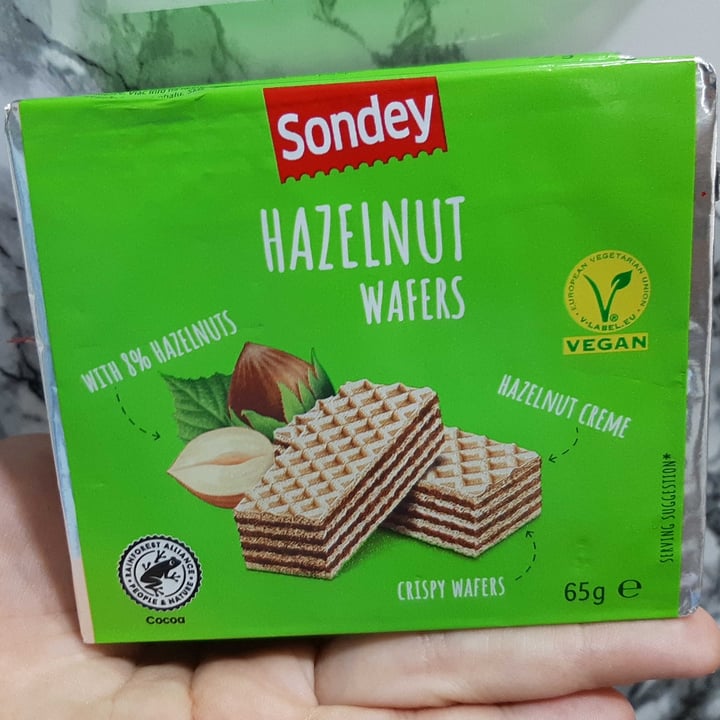photo of Sondey Hazelnut wafers shared by @estheroro on  25 Sep 2021 - review