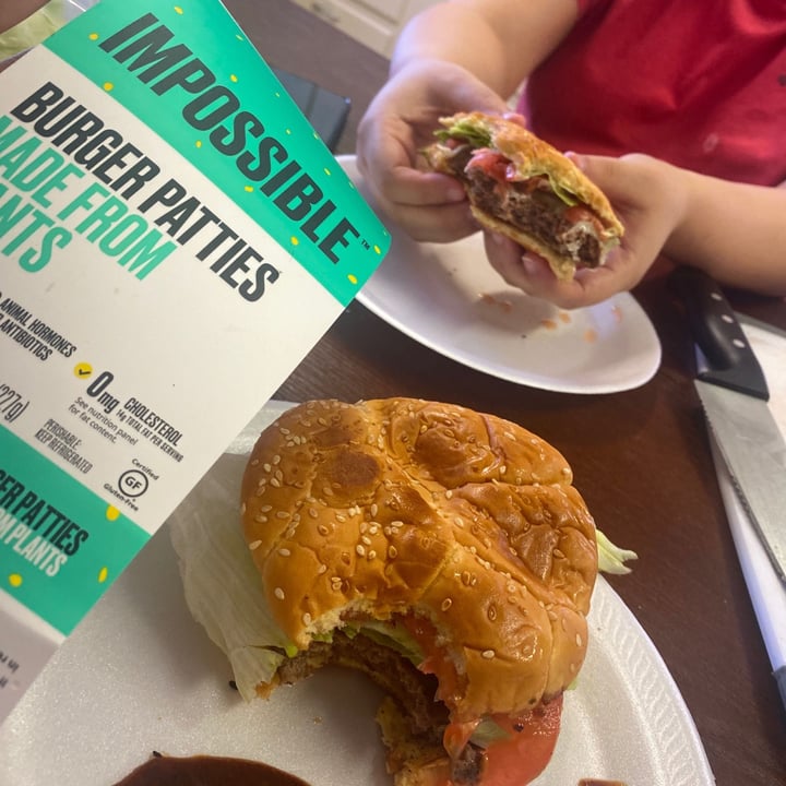 photo of Impossible Foods Impossible Burger Patties shared by @abbbyrodr096 on  07 Dec 2020 - review