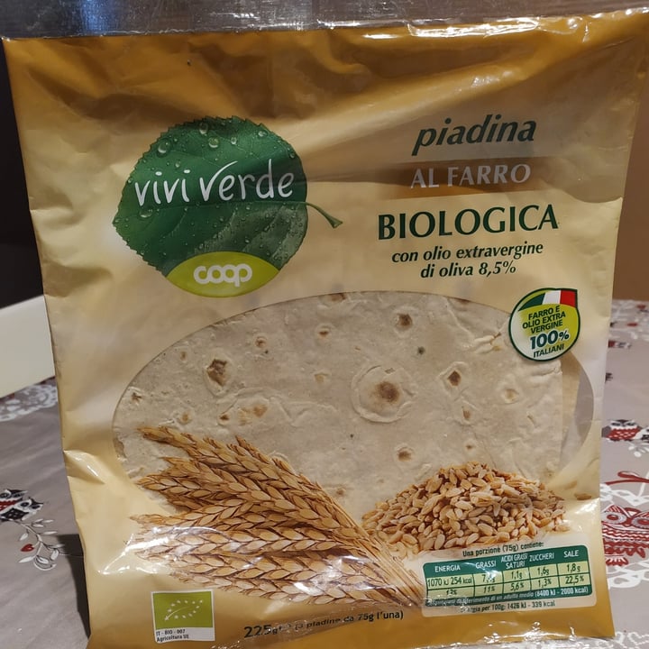 photo of Vivi Verde Coop piadina al farro shared by @danidea on  27 Nov 2021 - review