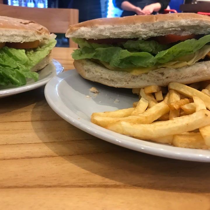 photo of Dolce Vita Sanguches veganos shared by @casco on  18 Jul 2021 - review
