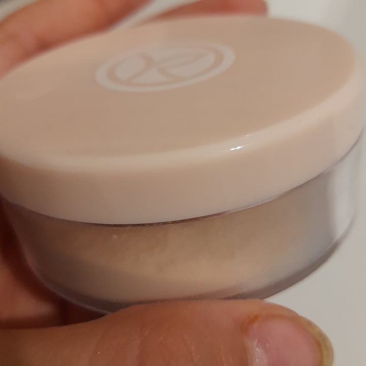 review photo of Yves rocher Cipria libera shared by @queenzel on 19 Jun 2022 - review