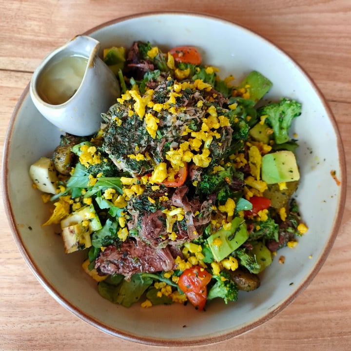 review photo of Ours Uluwatu Pesto Salad Bowl shared by @isshappy on 05 Mar 2022 - review