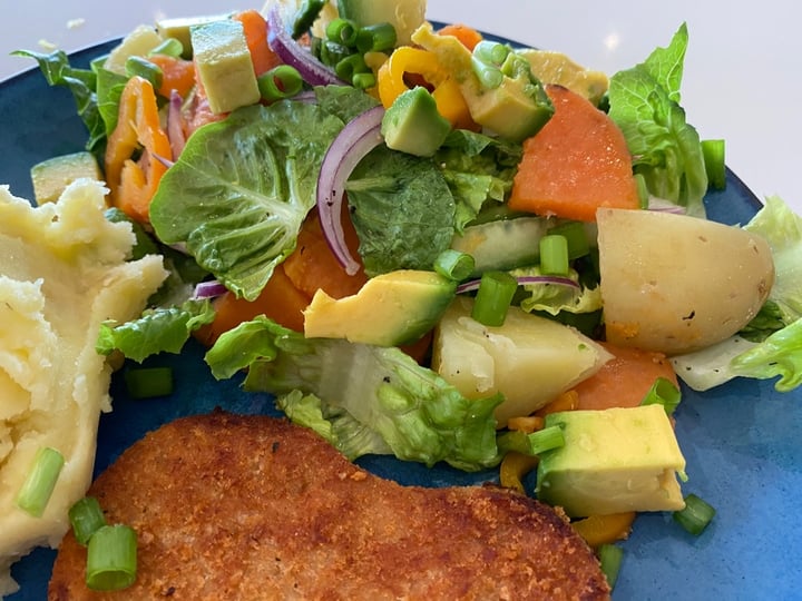photo of Vegie Delights Tender Crumbed Schnitzel shared by @juztinebale on  13 Mar 2020 - review