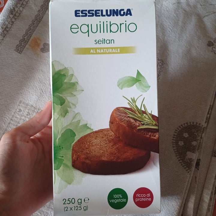 photo of Esselunga equilibrio seitan al naturale shared by @erika1998 on  13 Sep 2022 - review