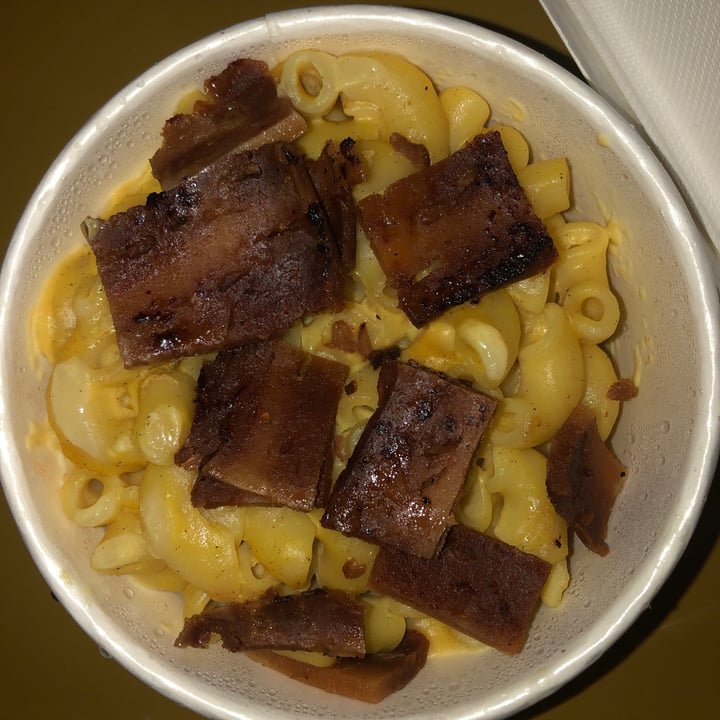 photo of Trusty Buck's Mac and chee$e shared by @brandonthefruit on  29 Mar 2021 - review