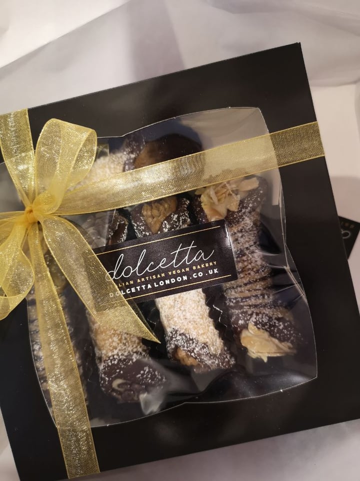 photo of Dolcetta Vegan Cannoli shared by @jrumsey on  31 Dec 2019 - review