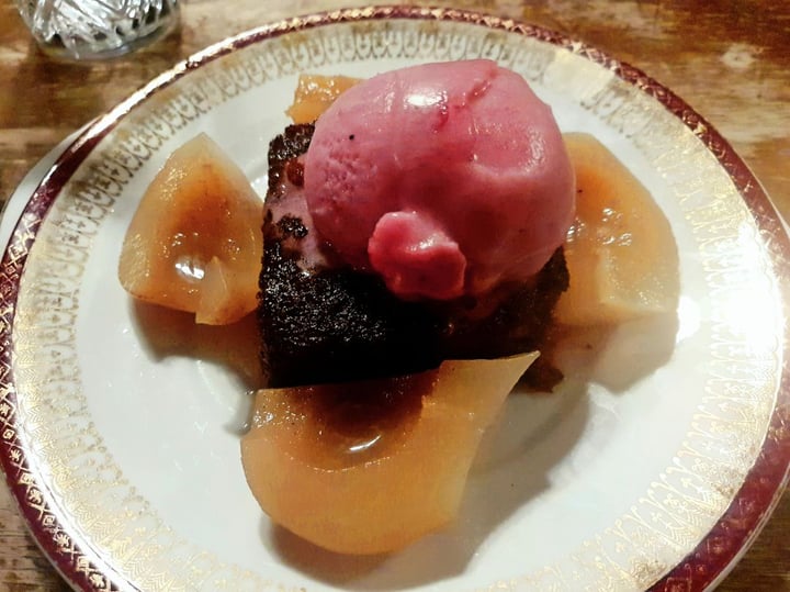 review photo of Roseleaf bar cafe Vegan Sticky Toffee Pudding shared by @barbaga on 26 Feb 2020 - review