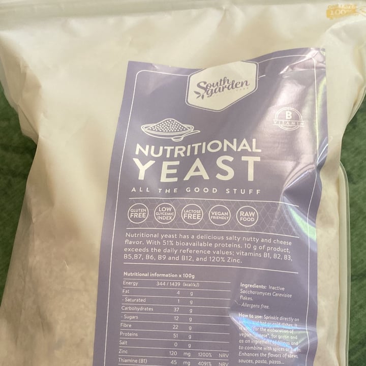 photo of South garden Nutritional yeast shared by @giuliaconiglio on  02 Jul 2022 - review