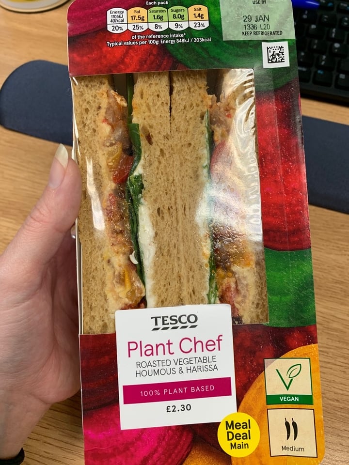 photo of Tesco Roasted Vegetable, Houmous & Harissa Sandwich shared by @josiie on  27 Jan 2020 - review