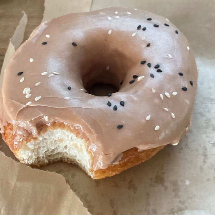 photo of SoJo's Donuts red bean donut shared by @slanderson34me on  07 Sep 2022 - review