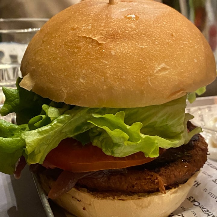 photo of Hamerica's Smile burger shared by @arthurlee on  20 Jan 2022 - review