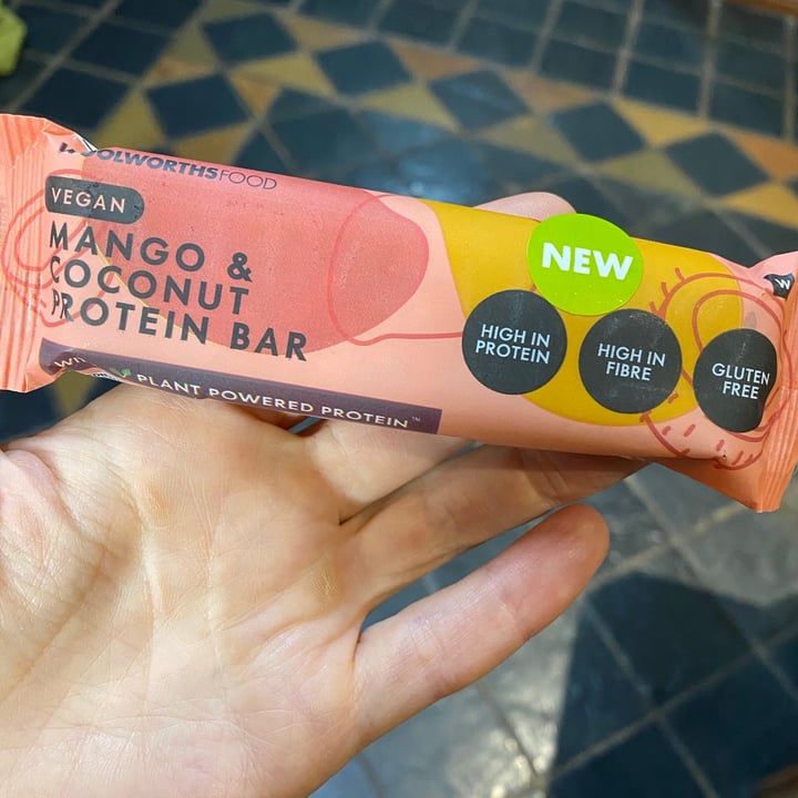 photo of Woolworths Food Protein bar shared by @shen on  27 Apr 2020 - review